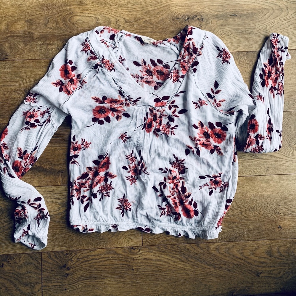 Long sleeve floral blouse cropped Aeropostale M